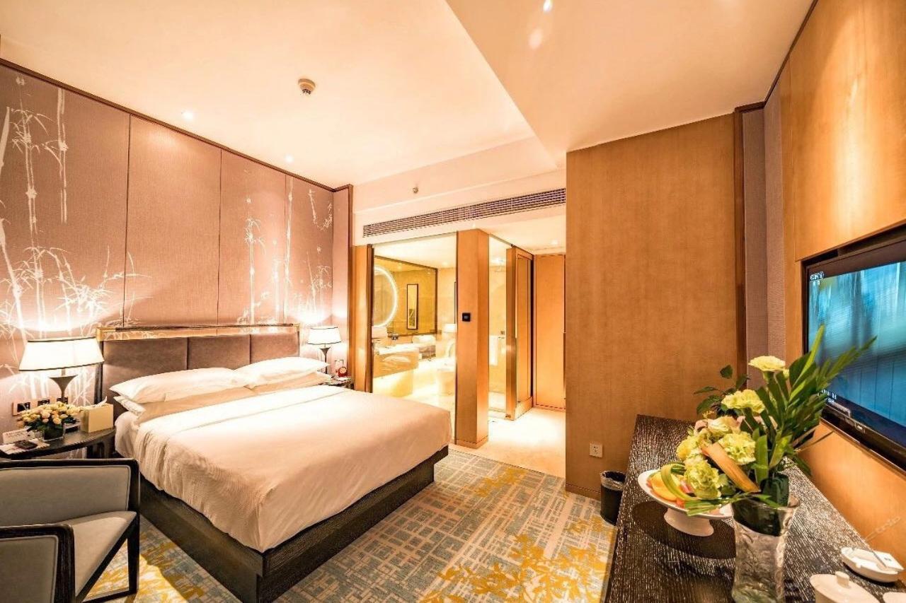 Courtyard By Marriott Yangzhou Hotel Exterior photo